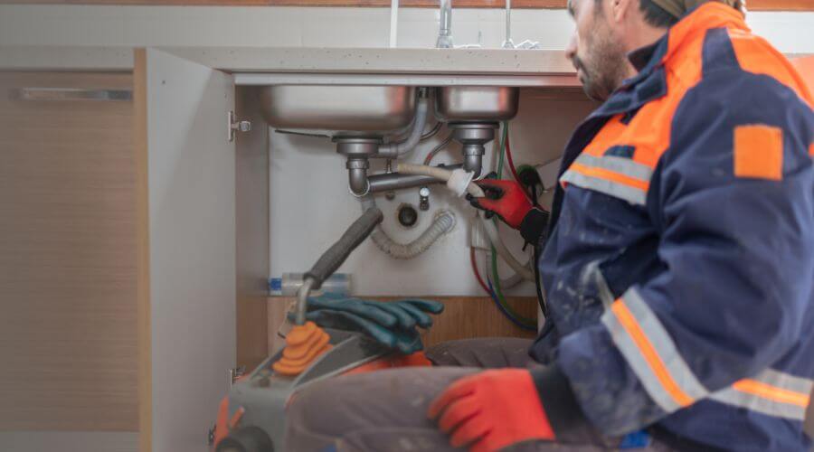 Professional tankless water heater installation services in Chapman Ranch, TX